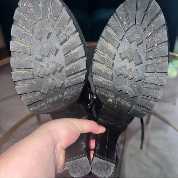 GUESS Woman’s Black Boots - Picture 7 of 11